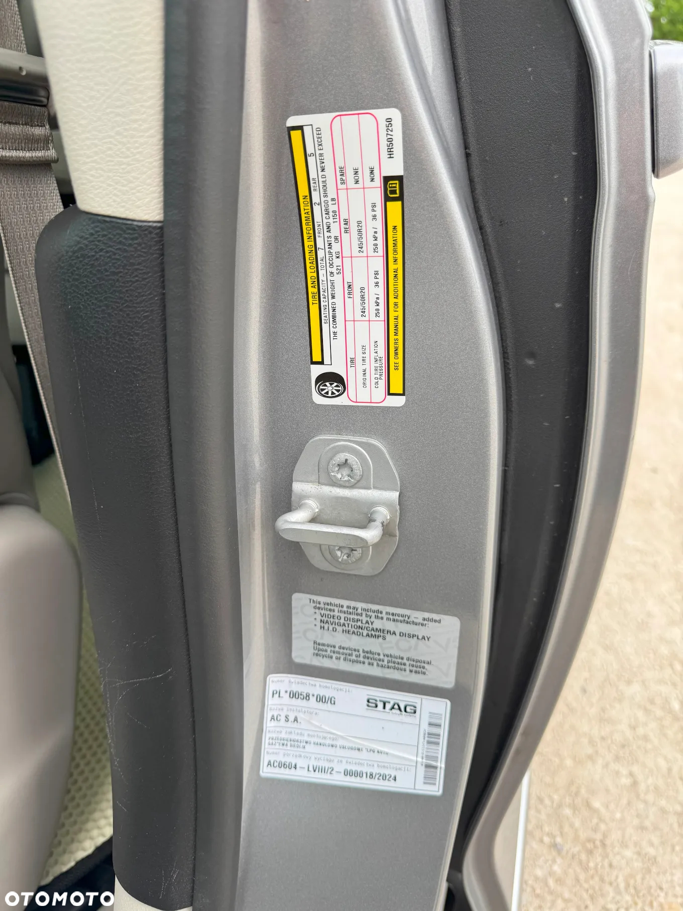 Chrysler Pacifica - 13