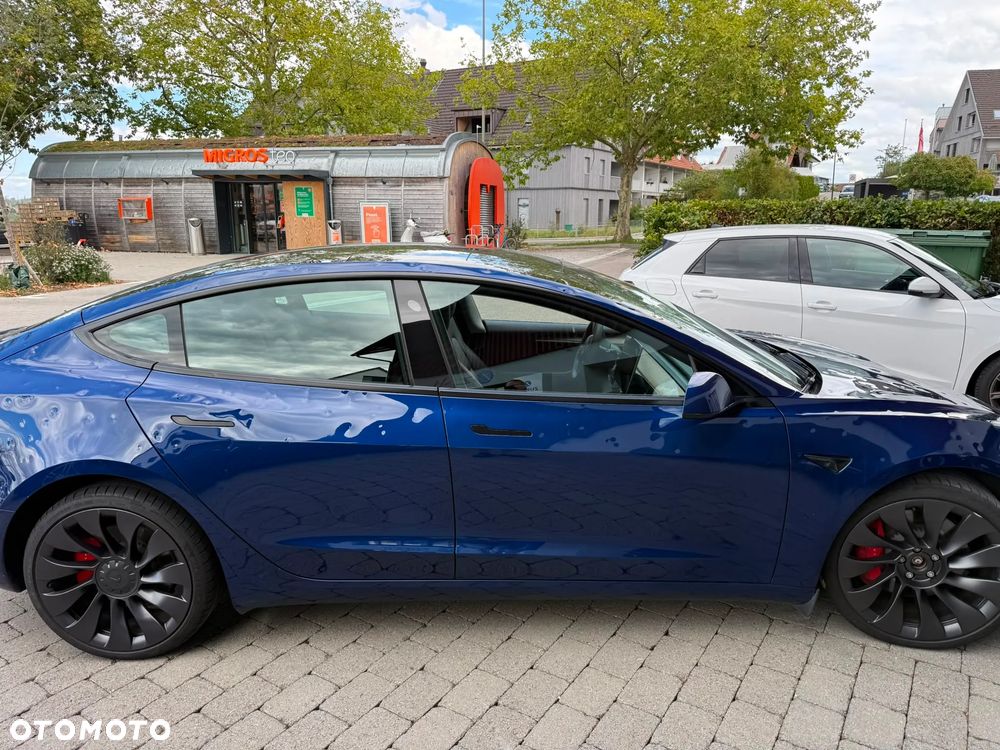 Tesla Model 3 Langstreckenbatterie Allradantrieb Dual Motor Performance - 5
