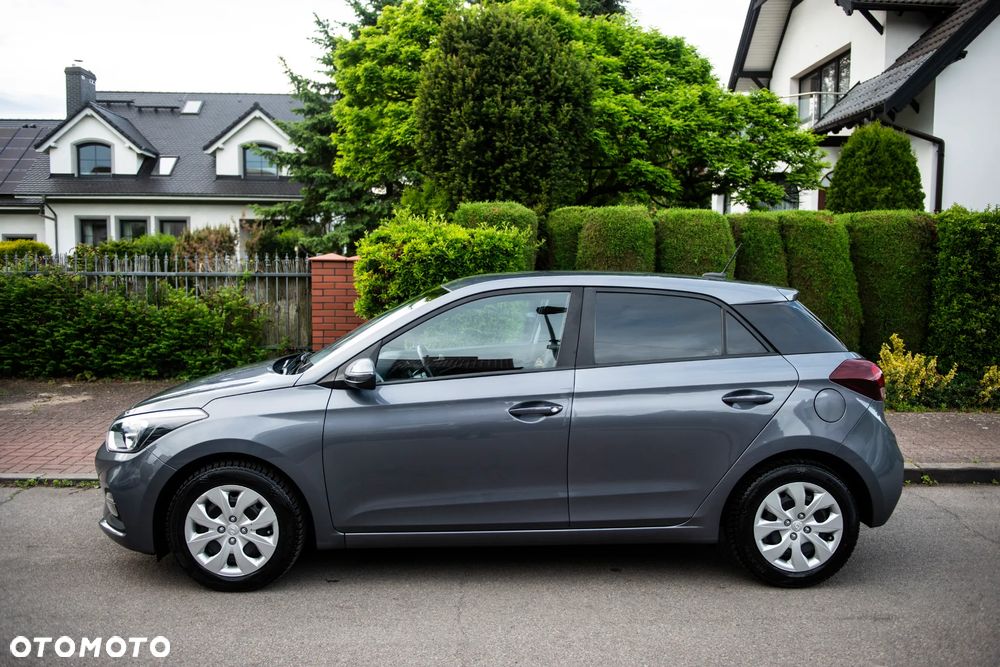 Hyundai i20 blue 1.2 Advantage - 11