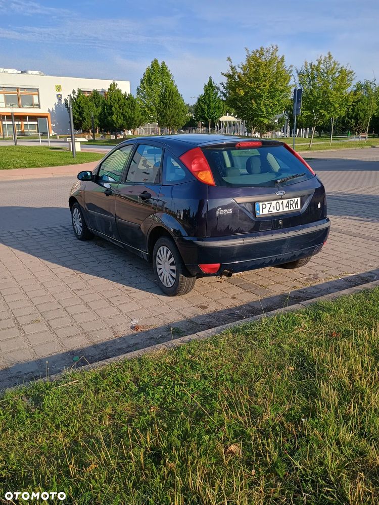 Ford Focus - 9