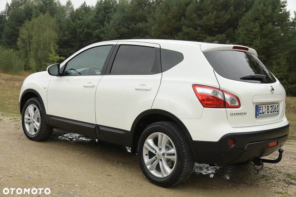 Nissan Qashqai 1.6 visia - 9