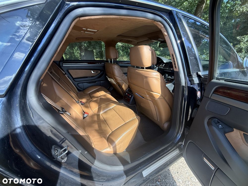 Audi A8 - 7