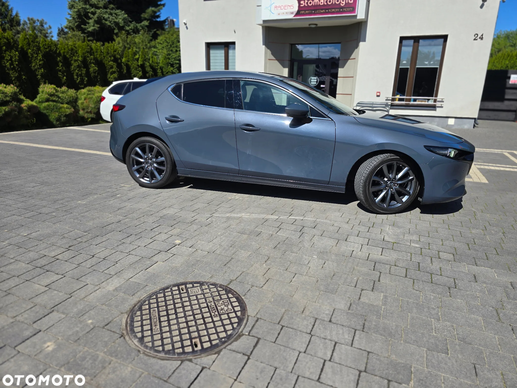 Mazda 3 - 4