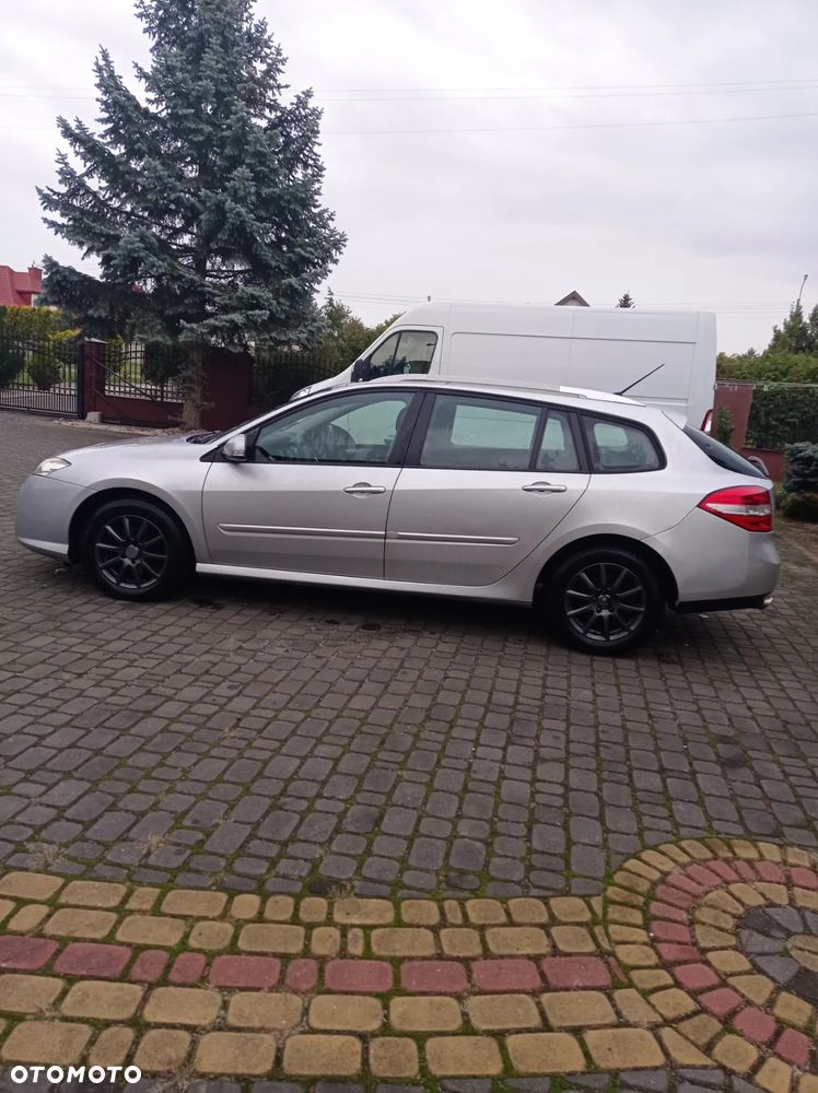 Renault Laguna - 9