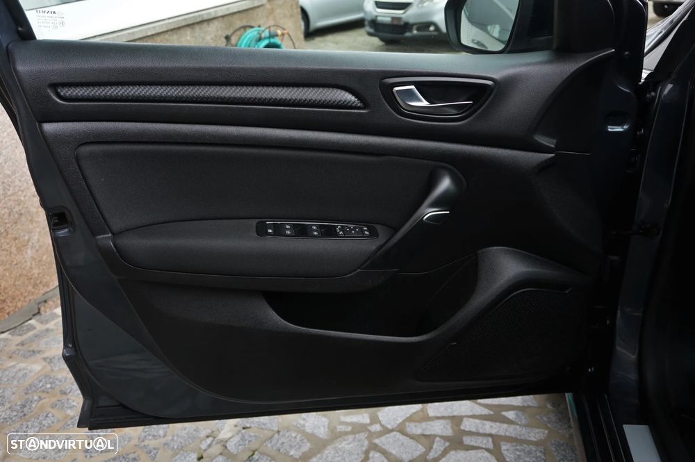 Renault Mégane Sport Tourer 1.5 Blue dCi Limited - 10