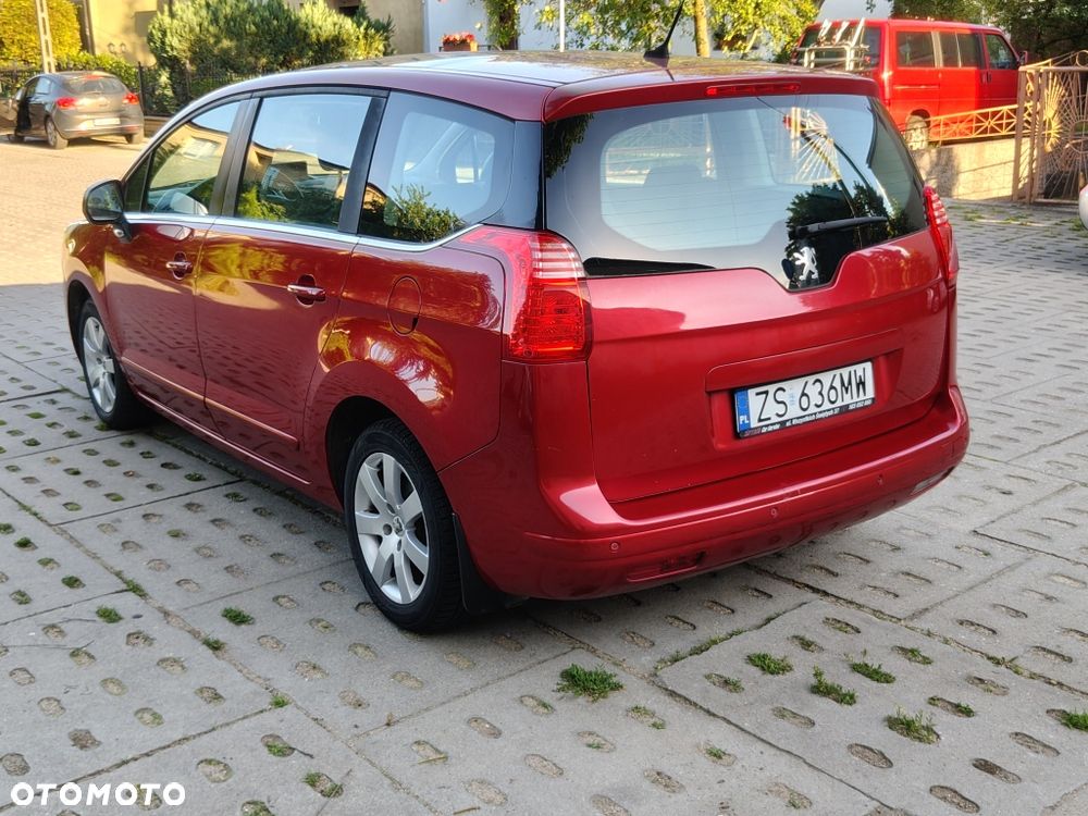 Peugeot 5008 - 6