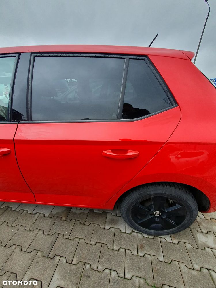 SKODA FABIA III DRZWI TYŁ LEWY HB LF3K