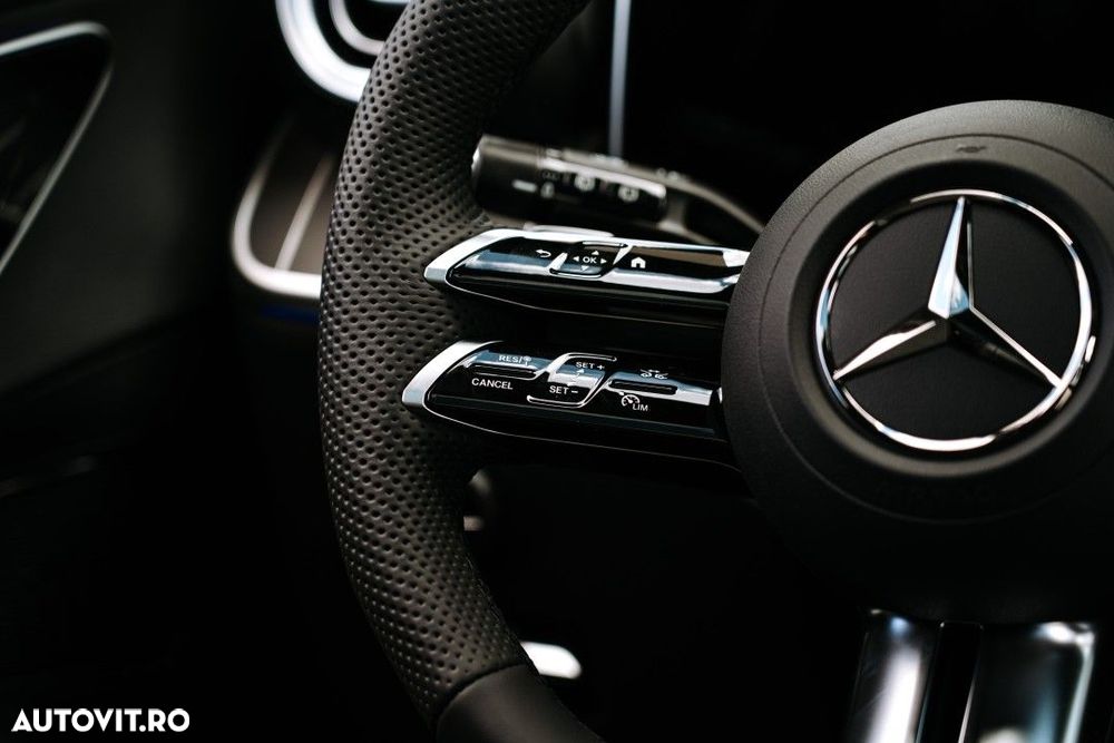 Mercedes-Benz GLC - 17