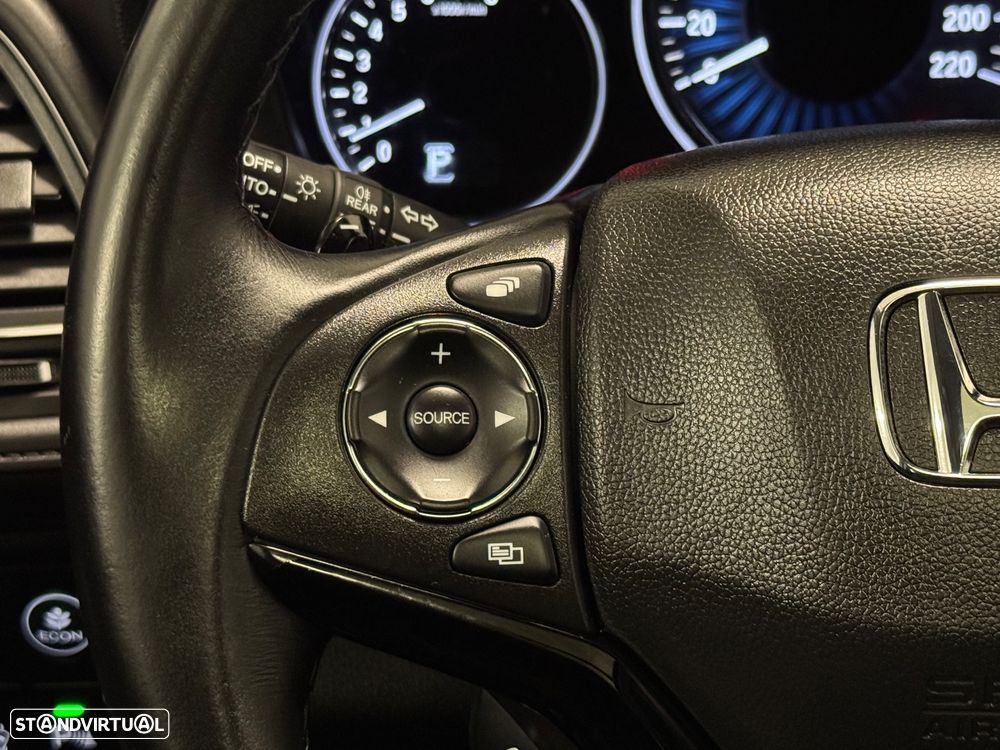 Honda HR-V 1.5 i-VTEC Executive CVT - 16