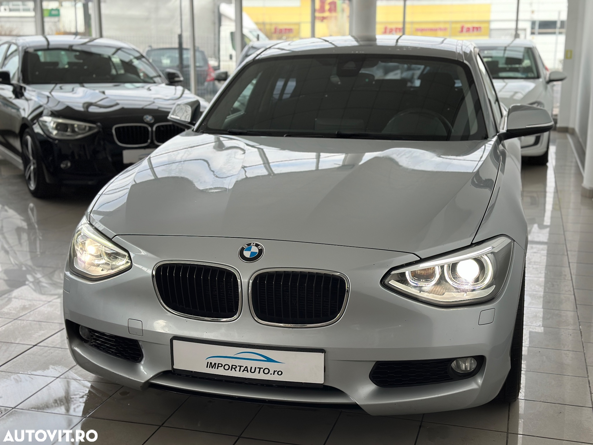 BMW Seria 1 118i - 3