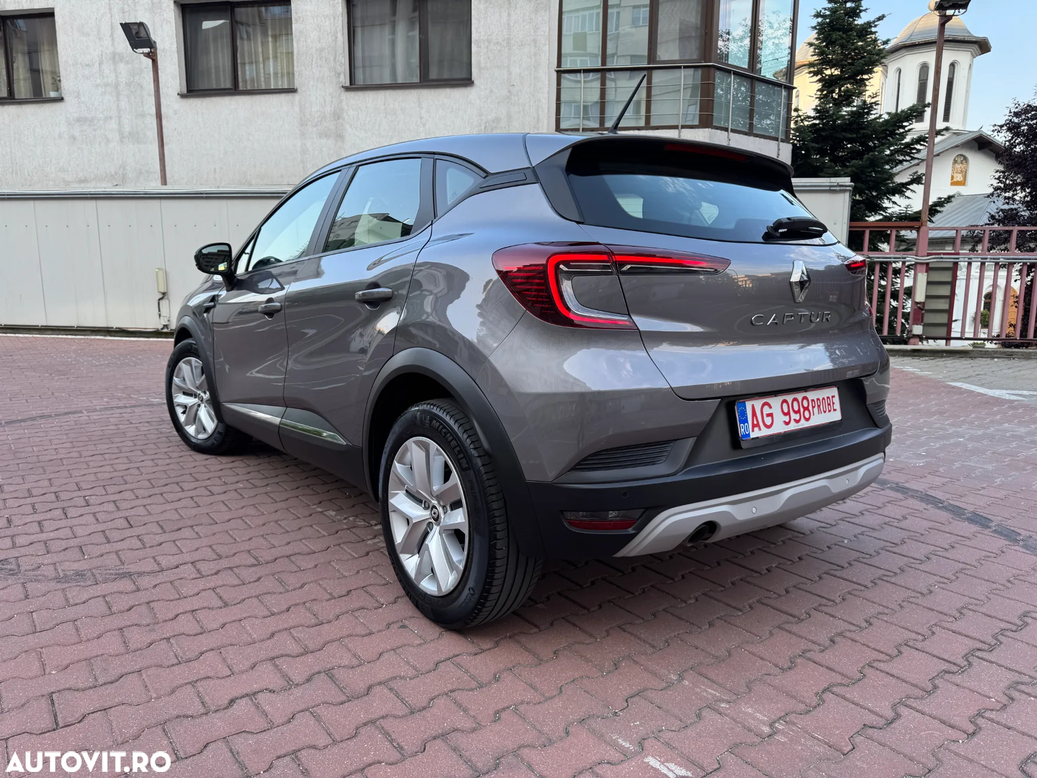 Renault Captur BLUE dCi 115 EDC BUSINESS EDITION - 38