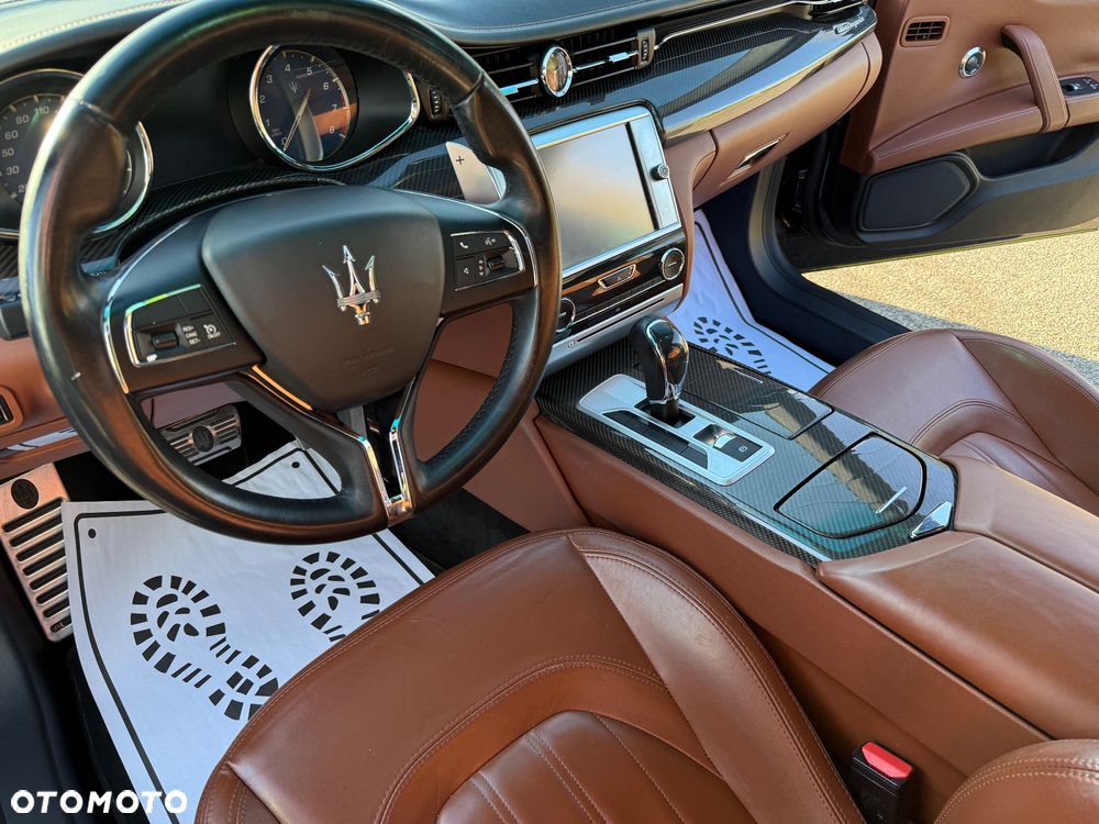 Maserati Quattroporte Q4 GranSport S - 24