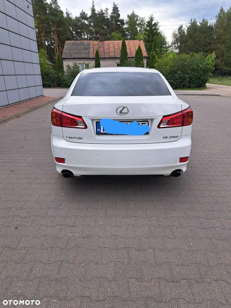 Lexus IS 250 F Sport - 3