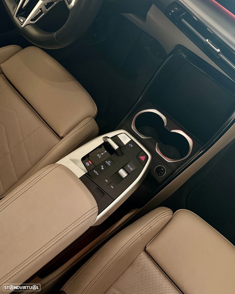 BMW X1 xDrive30e Pack Desportivo M - 13