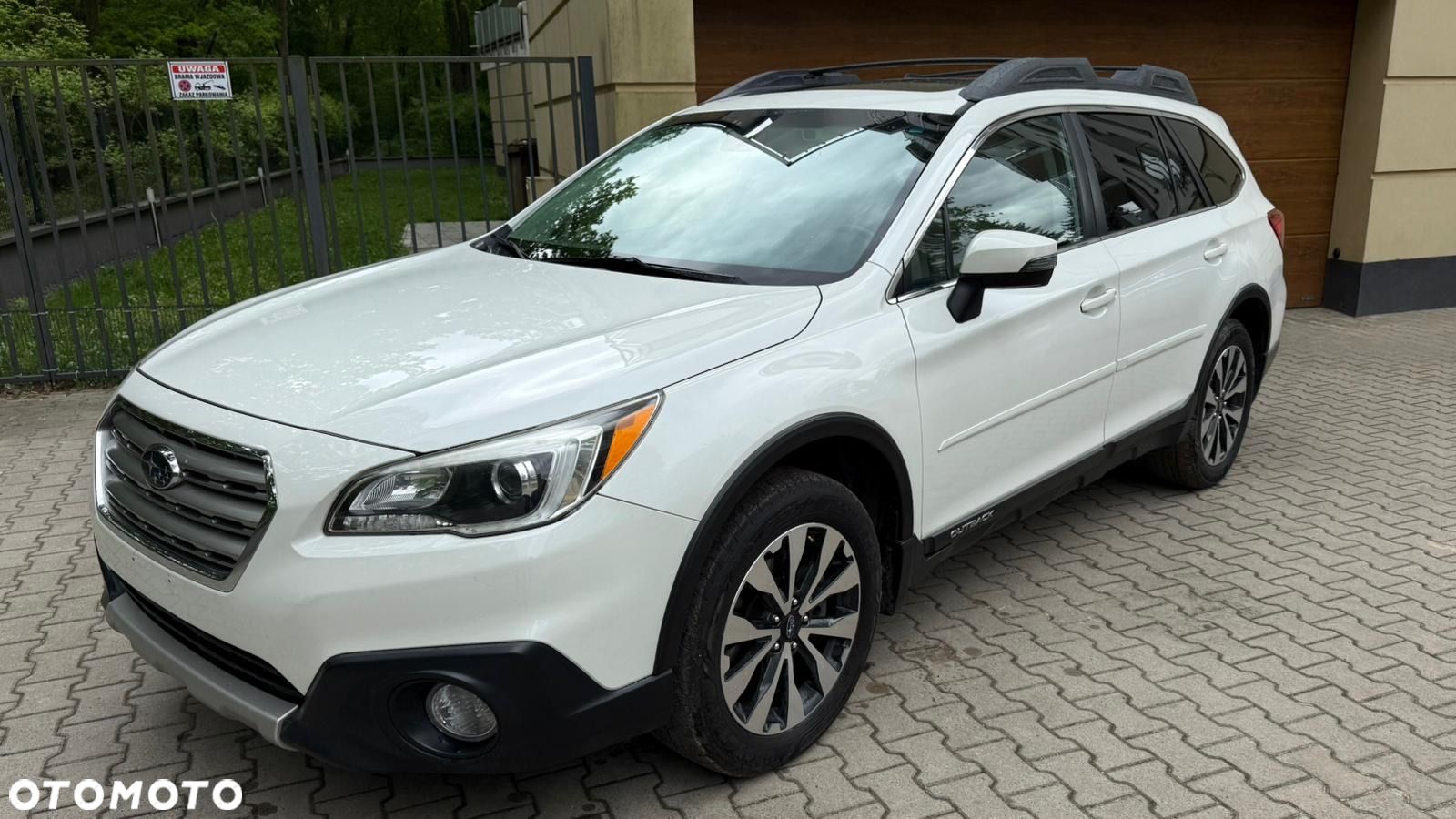 Subaru Outback - 1