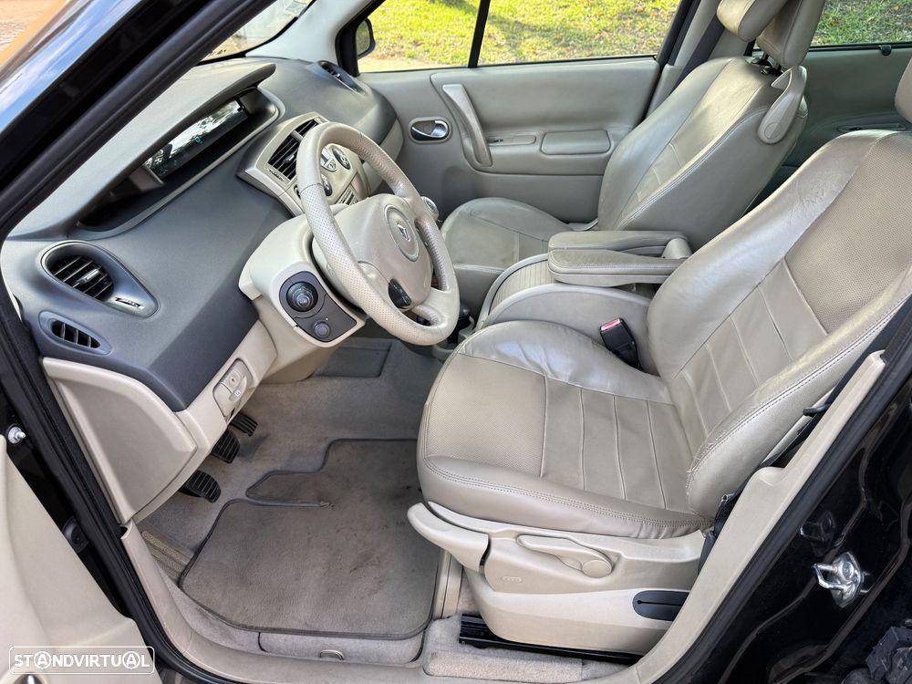 Renault Grand Scénic 1.5 dCi Dynamique S 7L. - 12