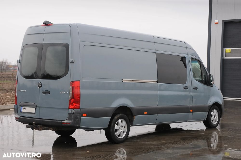 Mercedes-Benz Sprinter - 4