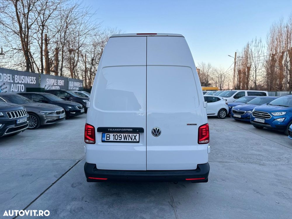 Volkswagen Transporter - 7