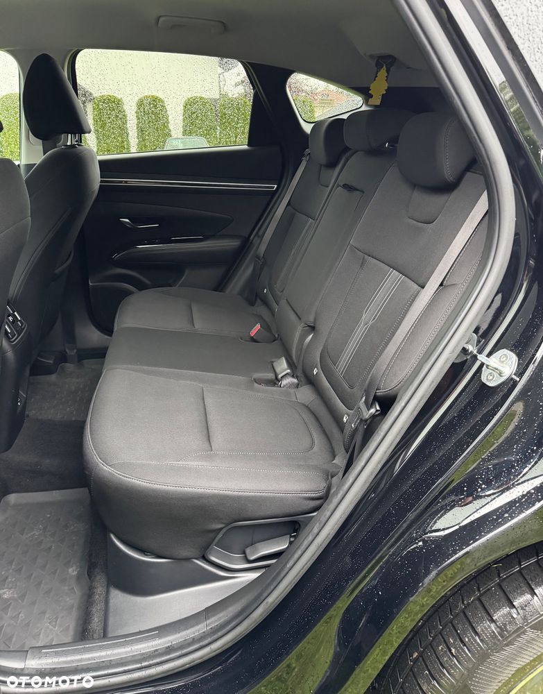 Hyundai Tucson 1.6 T-GDi HEV Modern 2WD - 19