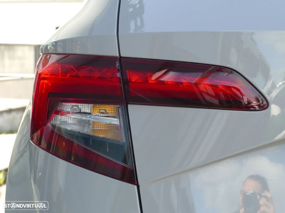 Skoda Karoq 2.0 TDI Ambition - 9