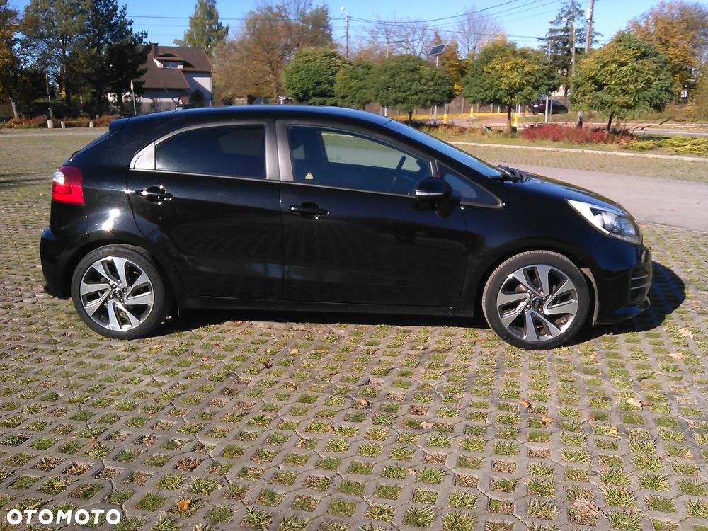 Kia Rio 1.2 Dream Team Edition - 17