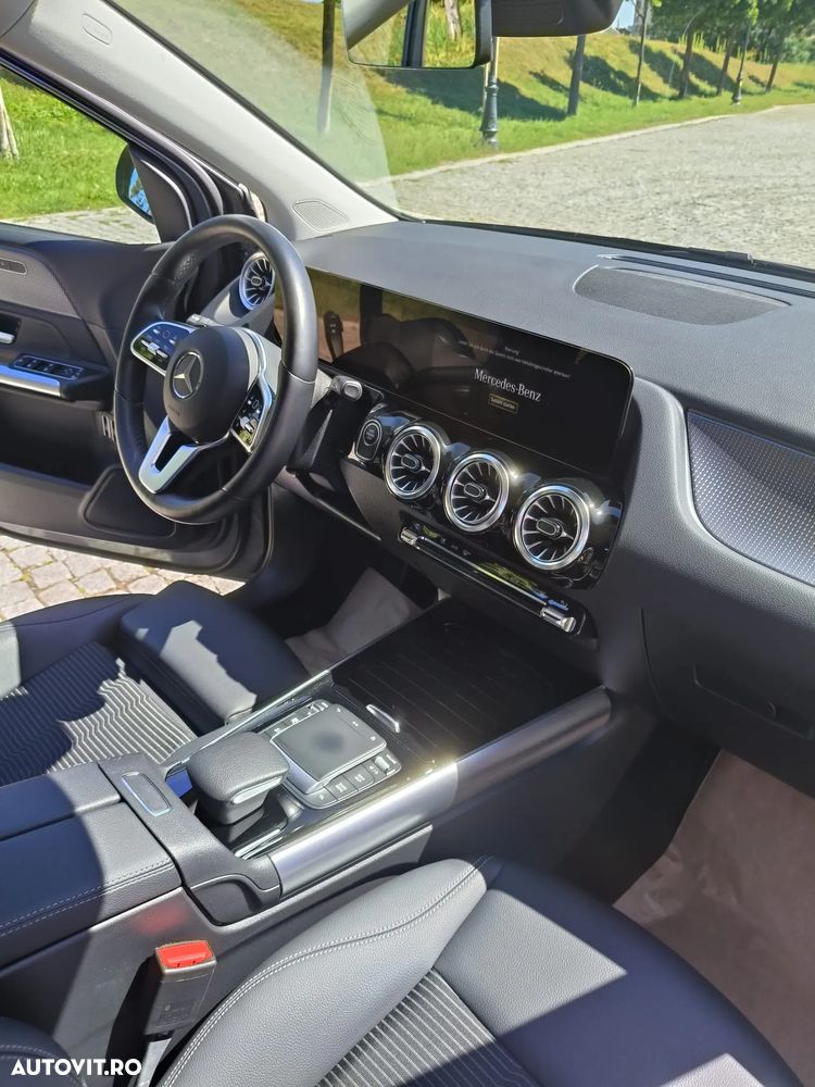 Mercedes-Benz B 250 e - 38