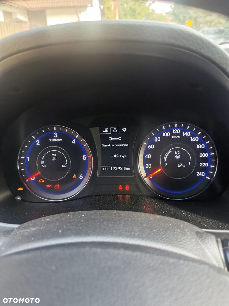Hyundai i40 - 10