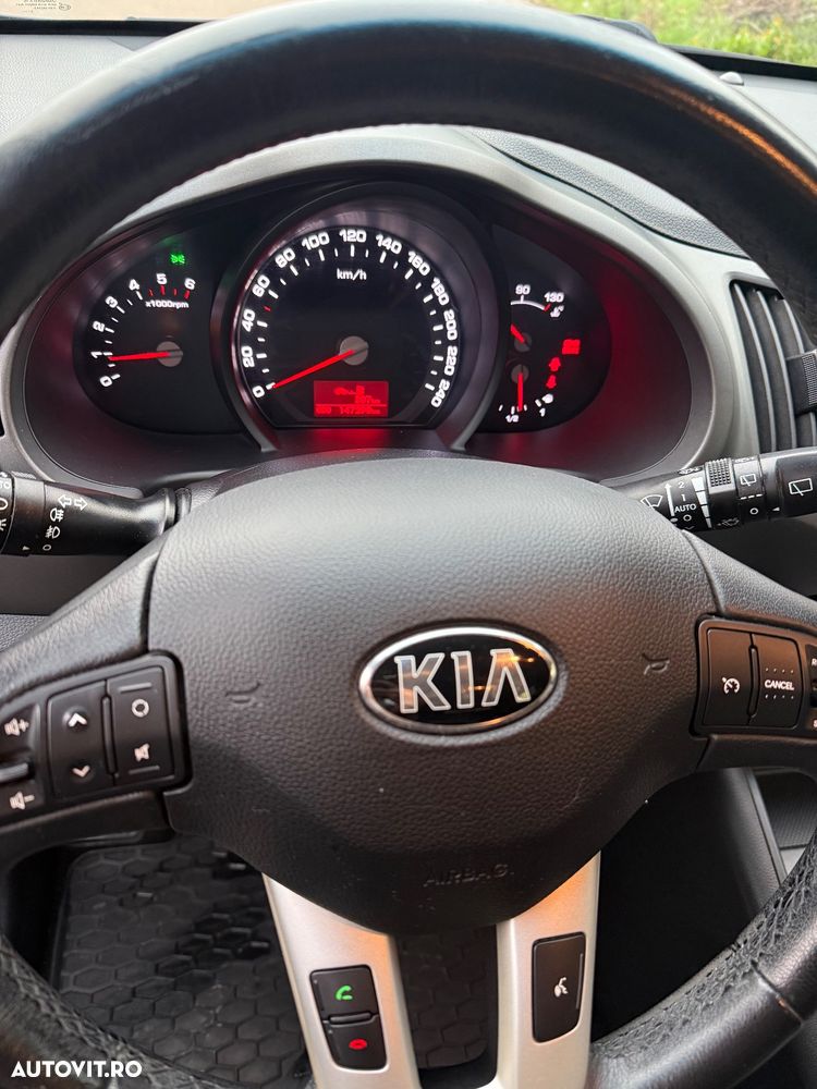 Kia Sportage 2.0 DSL MT 4x4 PREMIUM - 6