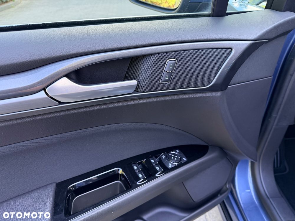 Ford Mondeo - 21