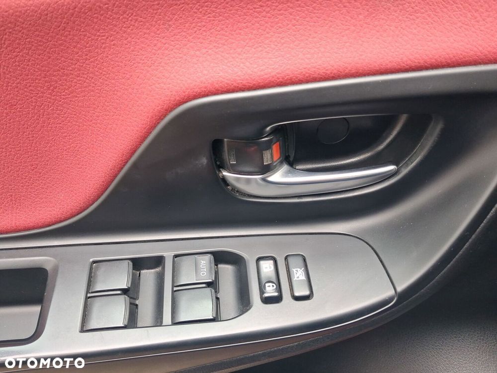 Toyota Yaris - 18