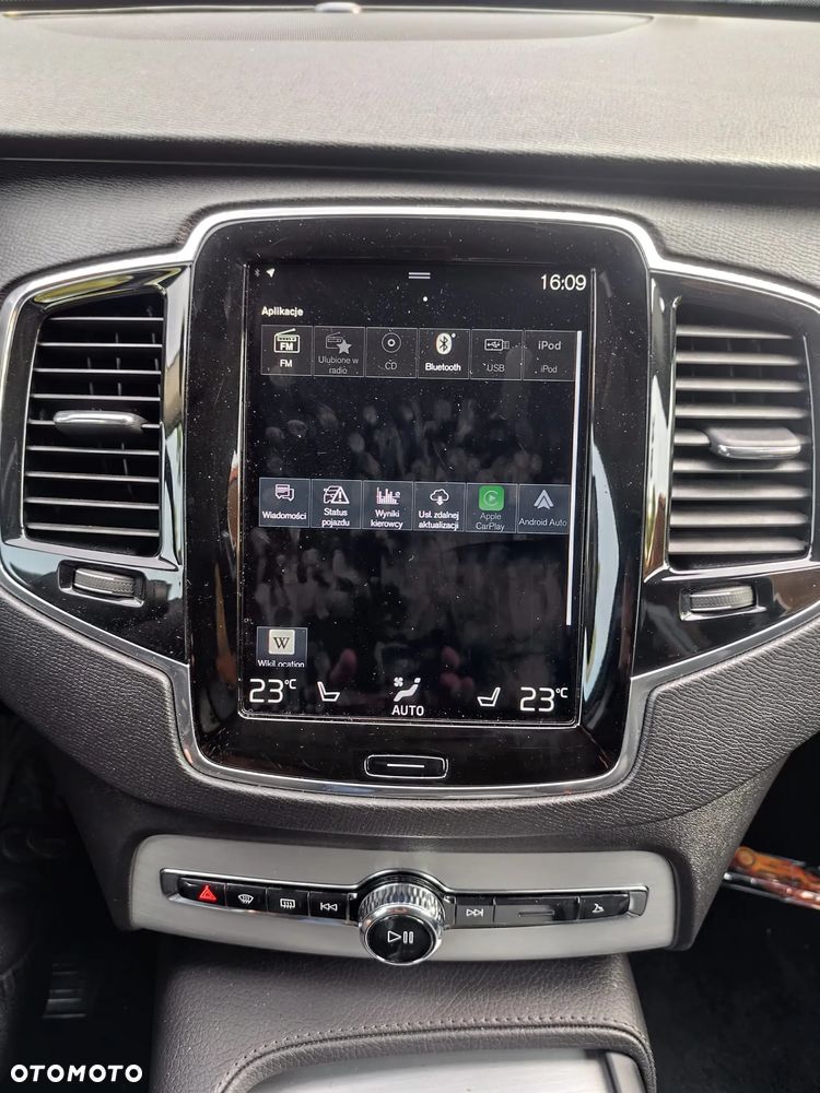 Volvo XC 90 D5 SCR AWD Inscription 7os - 35