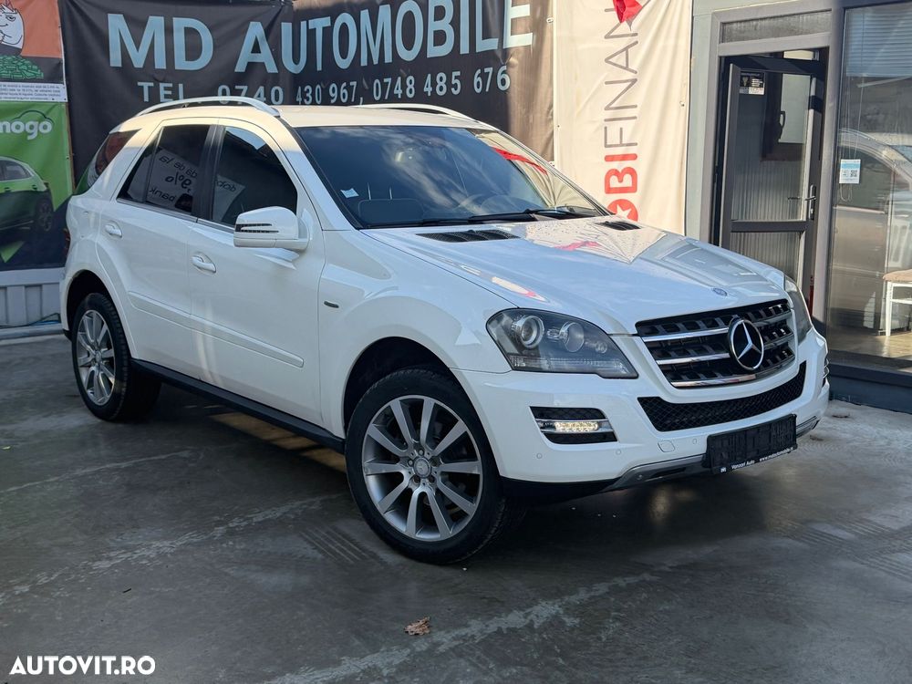 Mercedes-Benz ML - 23