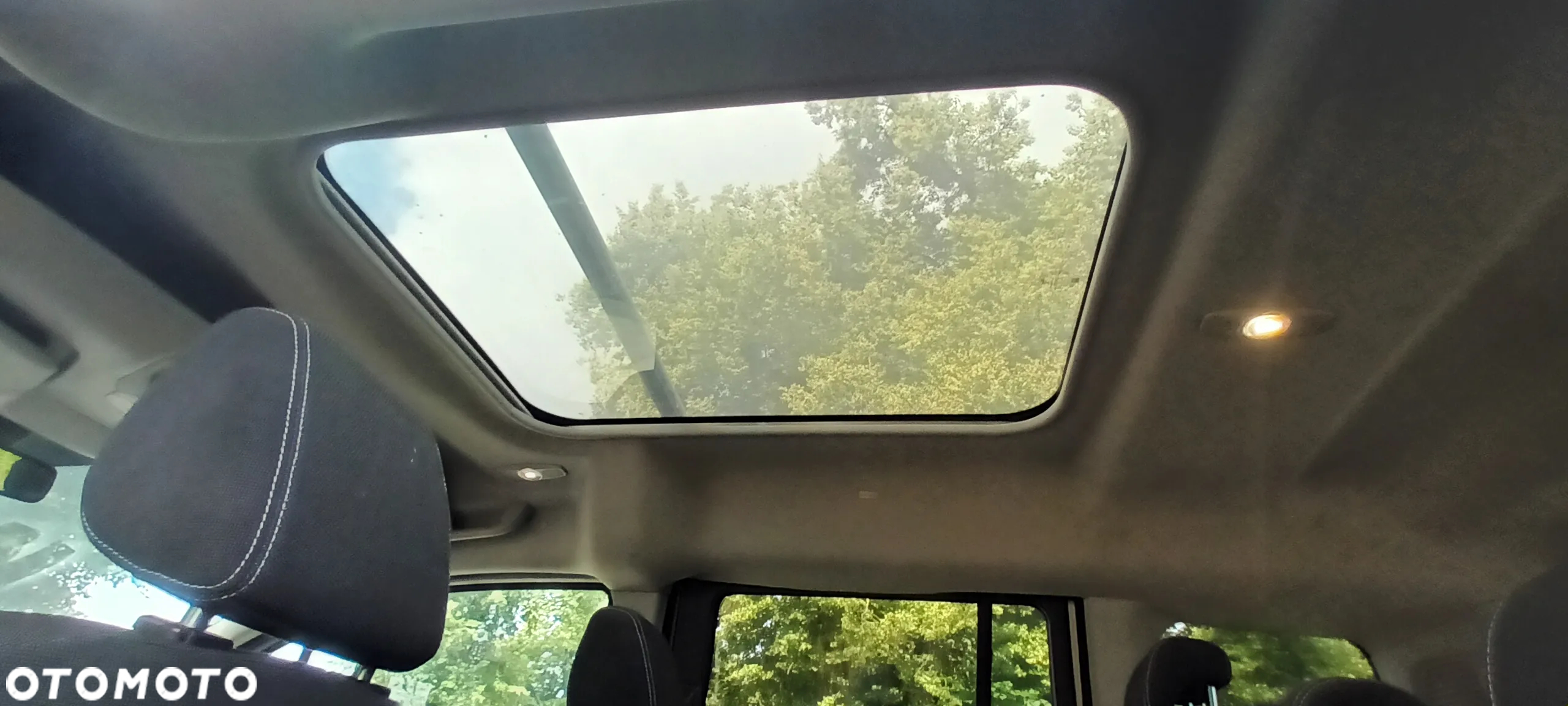 Ford Tourneo Connect Grand - 24
