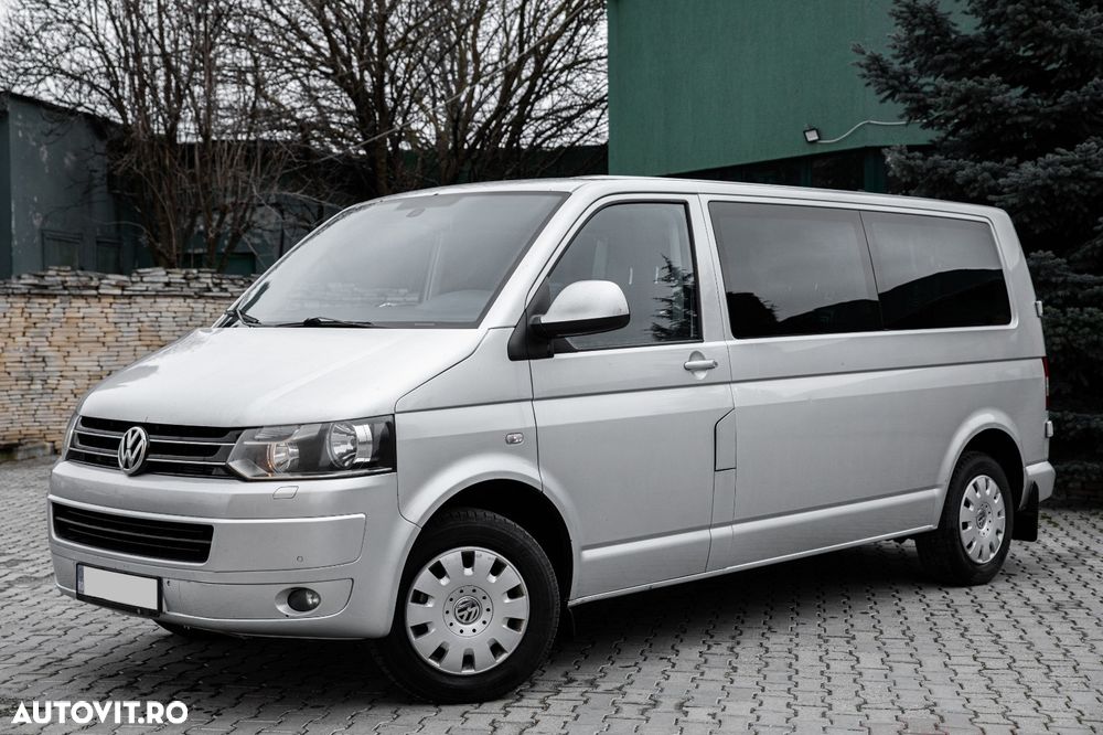 Volkswagen Caravelle - 1