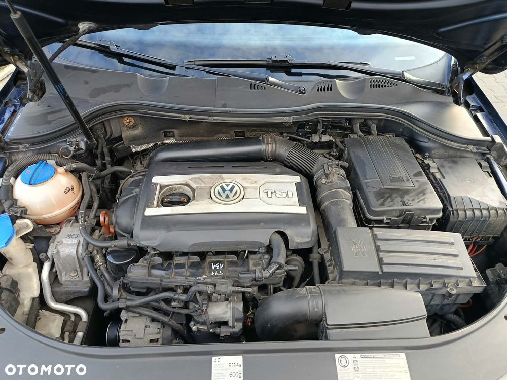 Volkswagen Passat - 17