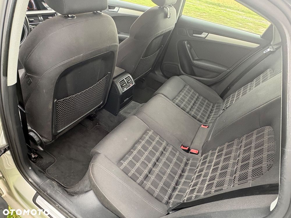 Audi A4 Limousine 1.8 TFSI Quattro Line - 7