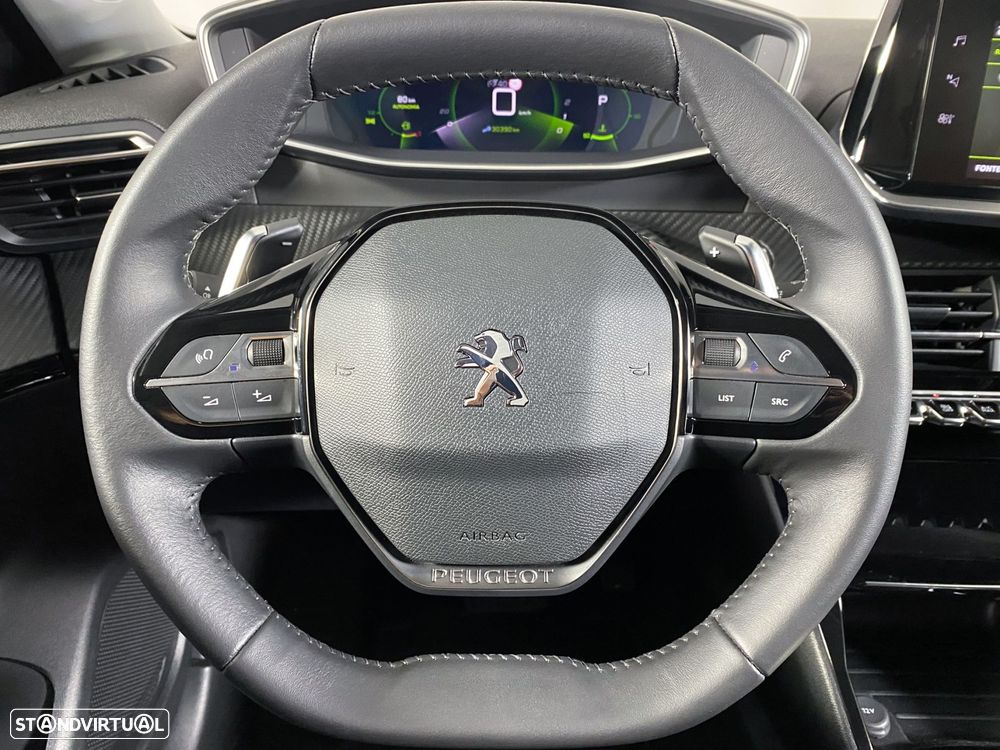 Peugeot 2008 1.2 PureTech Allure Pack EAT8 - 10
