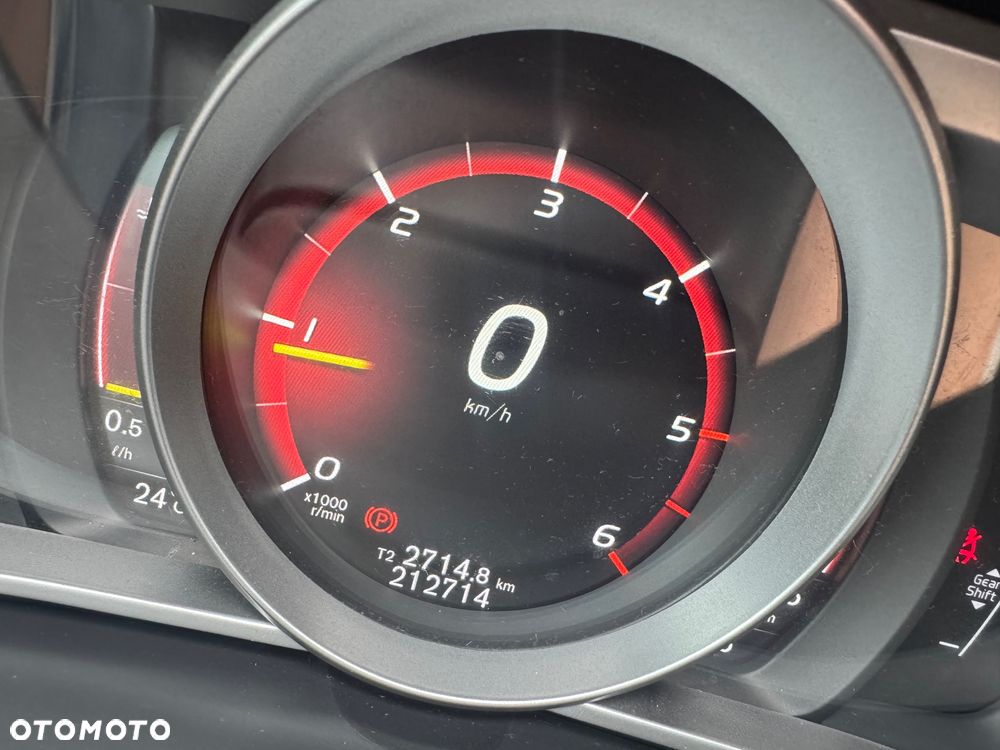 Volvo V40 - 13