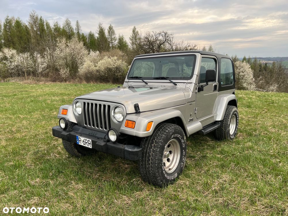 Jeep Wrangler - 3