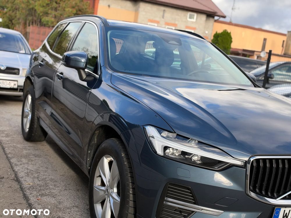 Volvo XC 60 B4 B Momentum Pro - 37
