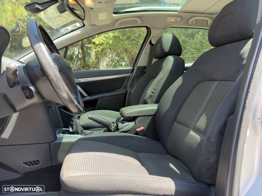 Peugeot 407 SW HDi 110 - 5