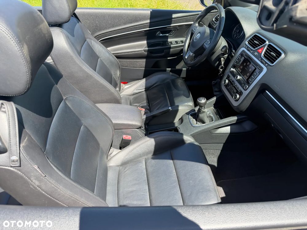 Volkswagen Eos - 14