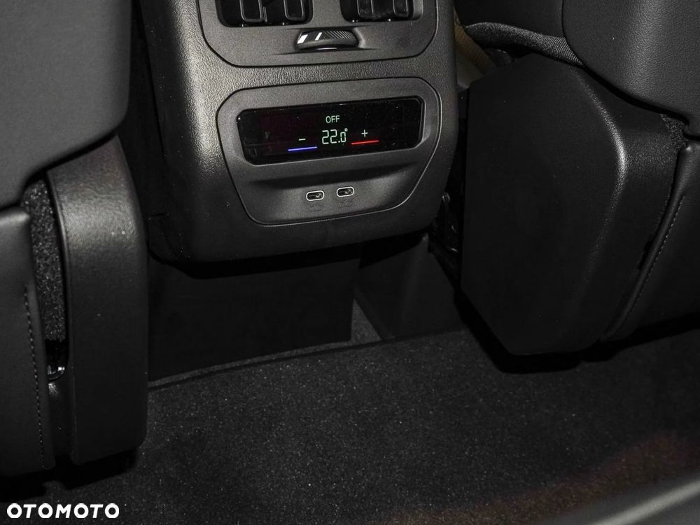 BMW iX3 50 xDrive 113.4kWh - 19