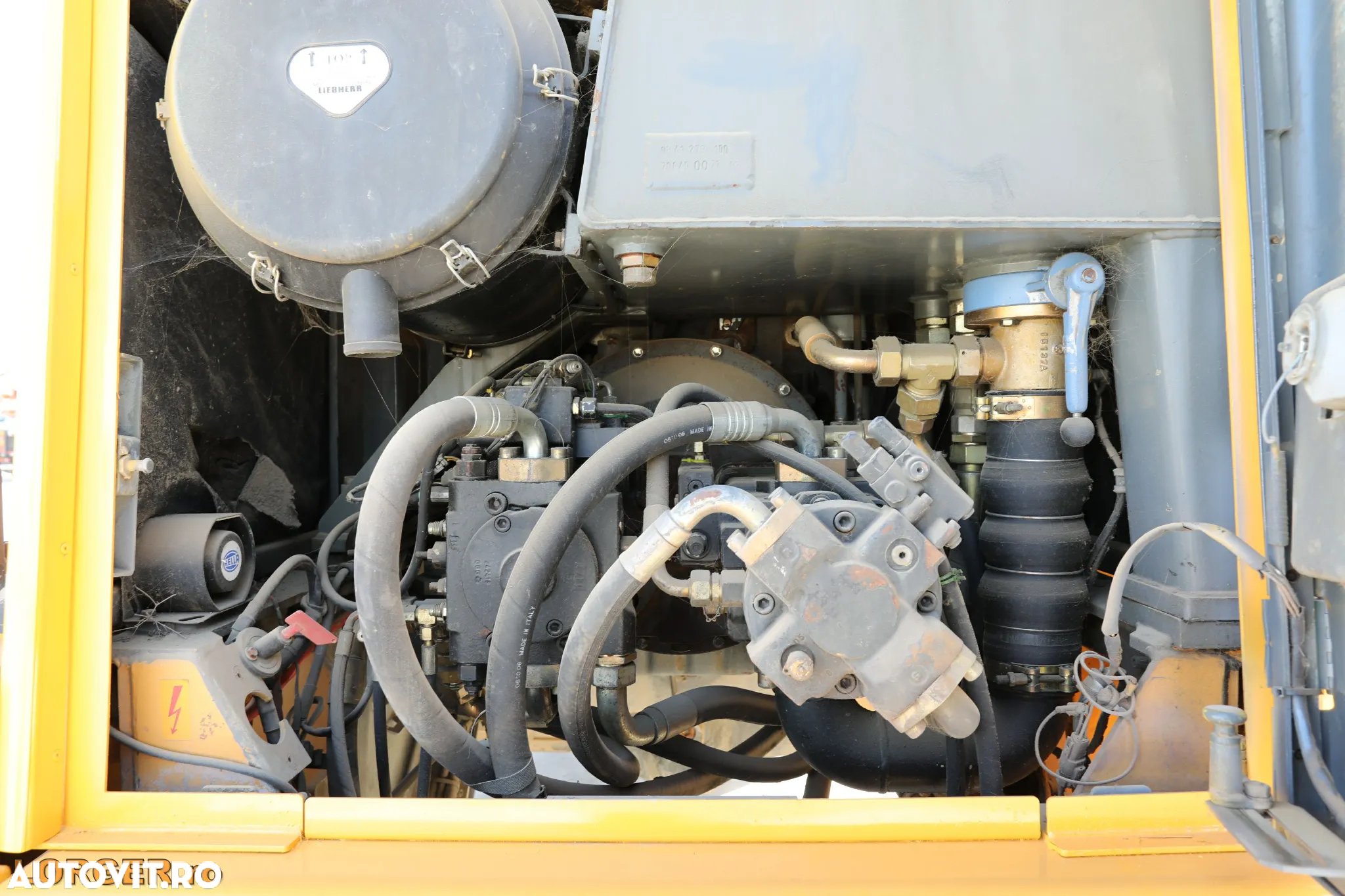Liebherr L544 - 10