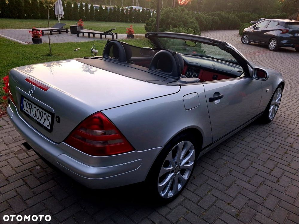 Mercedes-Benz SLK 200 - 10