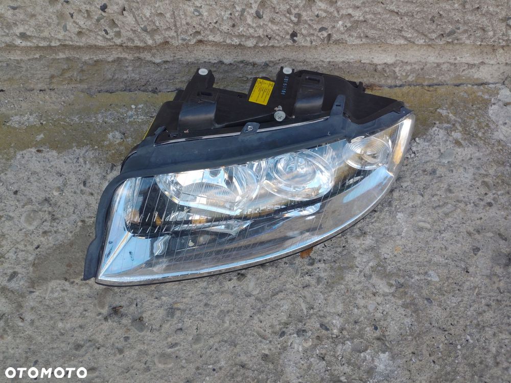 LAMPA PRZEDNIA LEWA AUDI A4 B6 XENON - 1