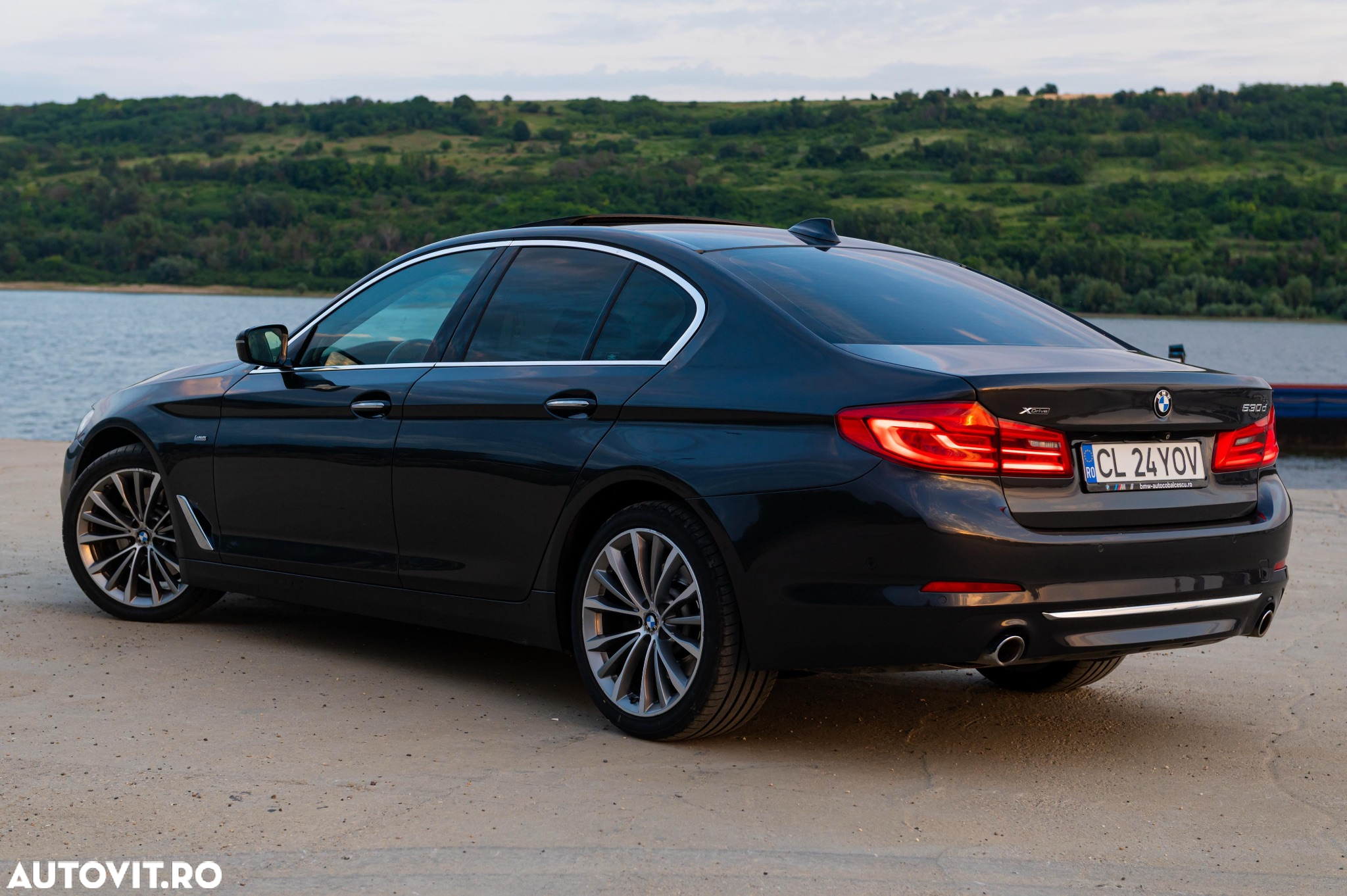 BMW Seria 5 530d xDrive AT - 7
