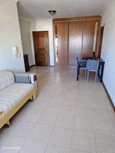 Alugo Apartamento - Grande imagem: 5/10