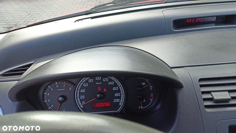 Suzuki Swift 1.3 Classic - 8