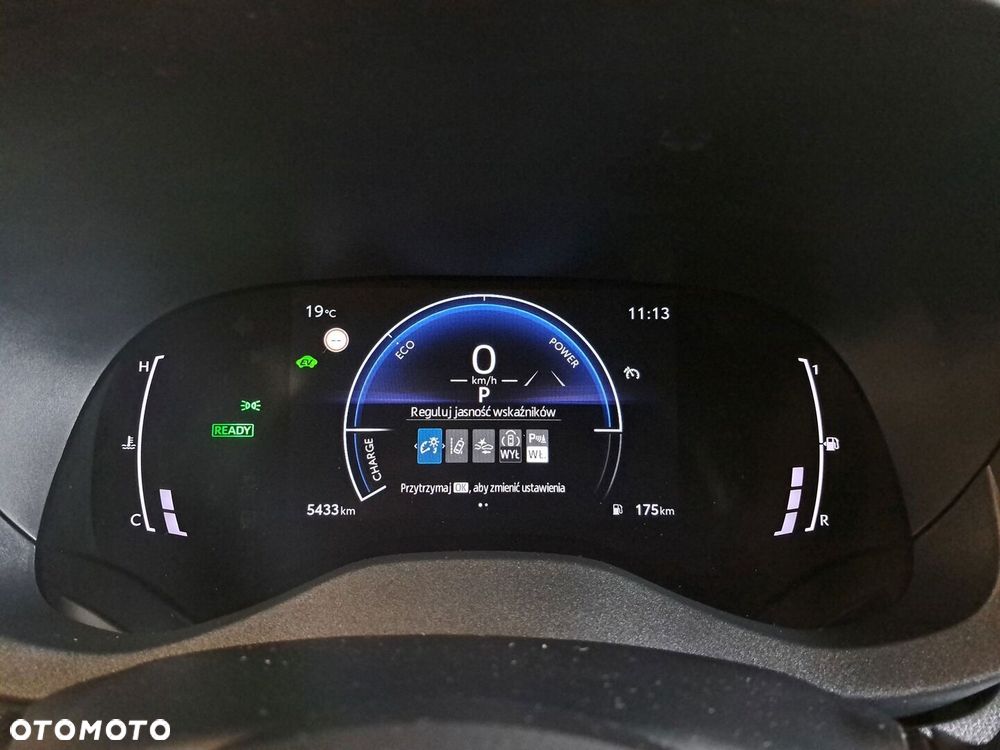 Toyota Yaris Hybrid 1.5 Style - 32